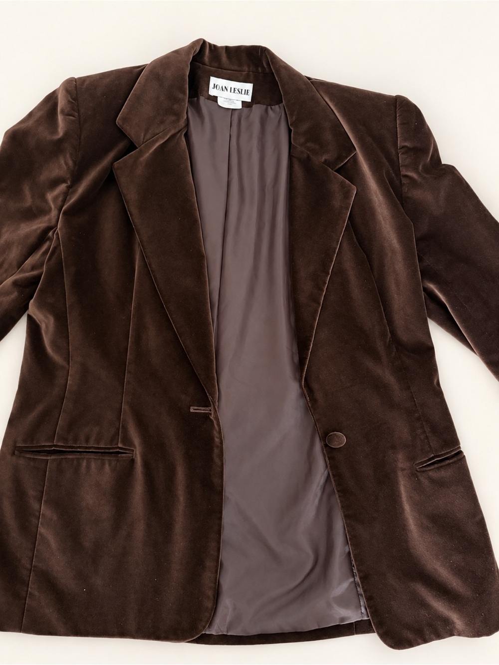 Rich Chocolate Brown Vintage Joan Leslie Velvet Blazer Mob Wife Dark Academia 10 - Picture 3 of 10
